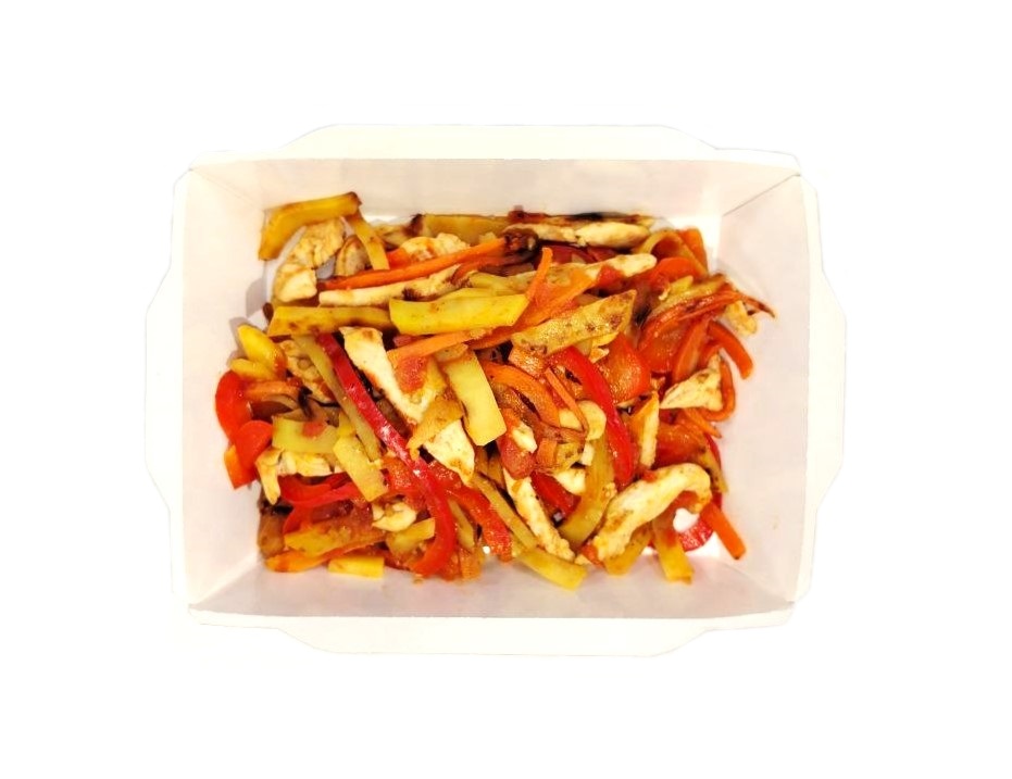 Куриная грудка с овощами